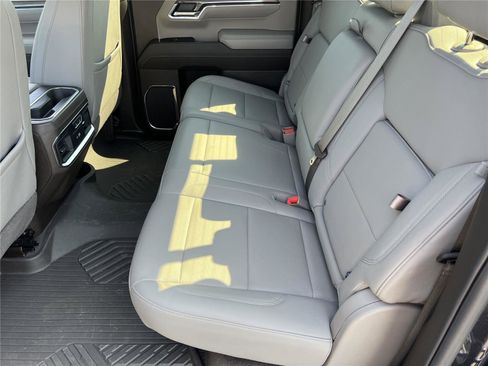 Used 2024 Chevrolet Silverado 1500 LTZ w/ LTZ Convenience Package II image 40