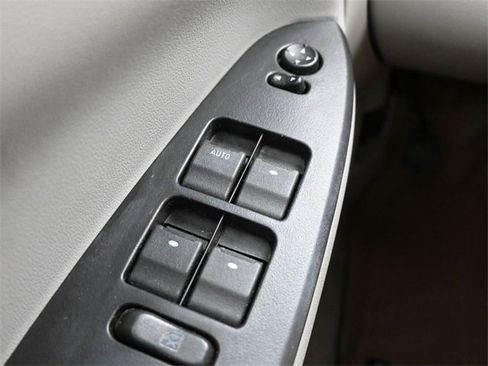Used 2014 Chevrolet Impala LTZ image 23