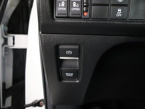 Used 2024 Honda Odyssey Sport image 43