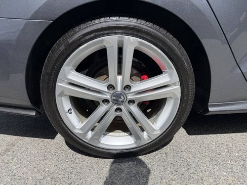 Used 2017 Volkswagen Jetta GLI FWD image 13