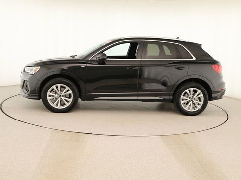 Certified 2024 Audi Q3 2.0T Premium w/ Convenience Package image 2