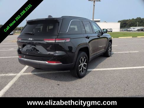 Used 2024 Jeep Grand Cherokee Limited w/ Trailer Tow Package AWD/4WD image 7