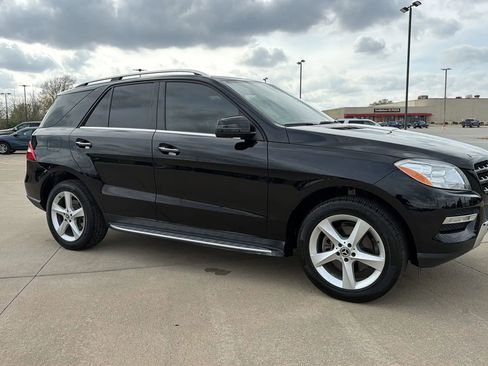 Used 2015 Mercedes-Benz ML 350 4MATIC image 27
