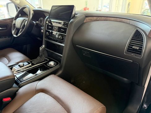 Used 2024 INFINITI QX80 Premium Select w/ Cargo Package AWD/4WD image 15