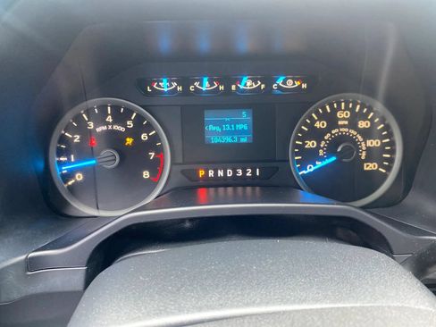 Used 2016 Ford F150 XLT RWD image 14