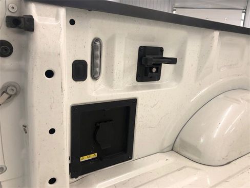 Used 2023 Ford F150 Lariat w/ Equipment Group 502A High image 9