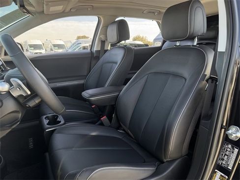 Used 2024 Hyundai Ioniq 5 Limited image 29