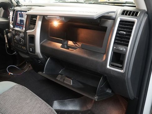 Used 2018 RAM 1500 Big Horn AWD/4WD image 27