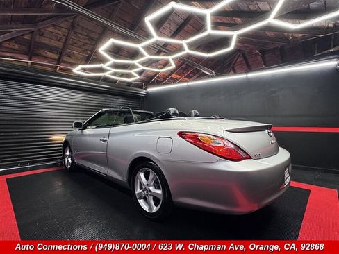 Used 2006 Toyota Solara SE FWD image 4