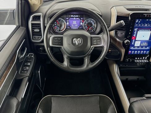 Used 2019 RAM 2500 Laramie AWD/4WD image 16
