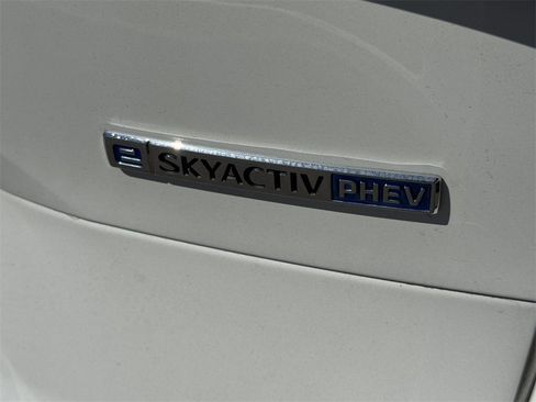 Used 2025 MAZDA CX-90 Plug-In Hybrid w/ Preferred image 6