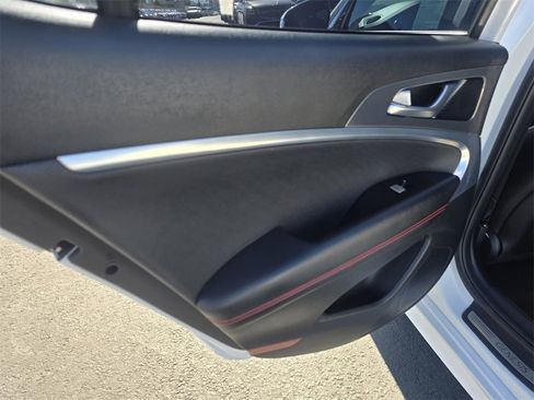 Used 2025 Genesis G70 3.3T Advanced image 22