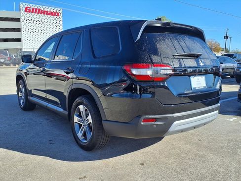 Certified 2025 Honda Pilot EX-L image 3