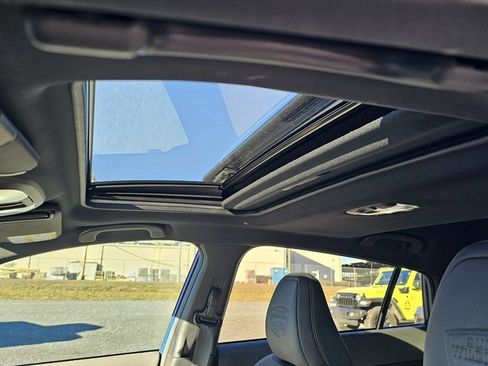 Used 2024 Subaru Crosstrek 2.5i Wilderness w/ Wilderness Package image 11