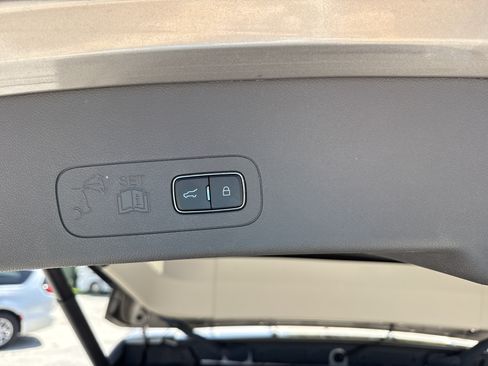 Used 2021 Lincoln Aviator Reserve w/ Equipment Group 201A RWD image 39