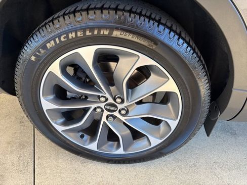 Used 2022 Lincoln Nautilus Reserve w/ Equipment Group 201A image 42