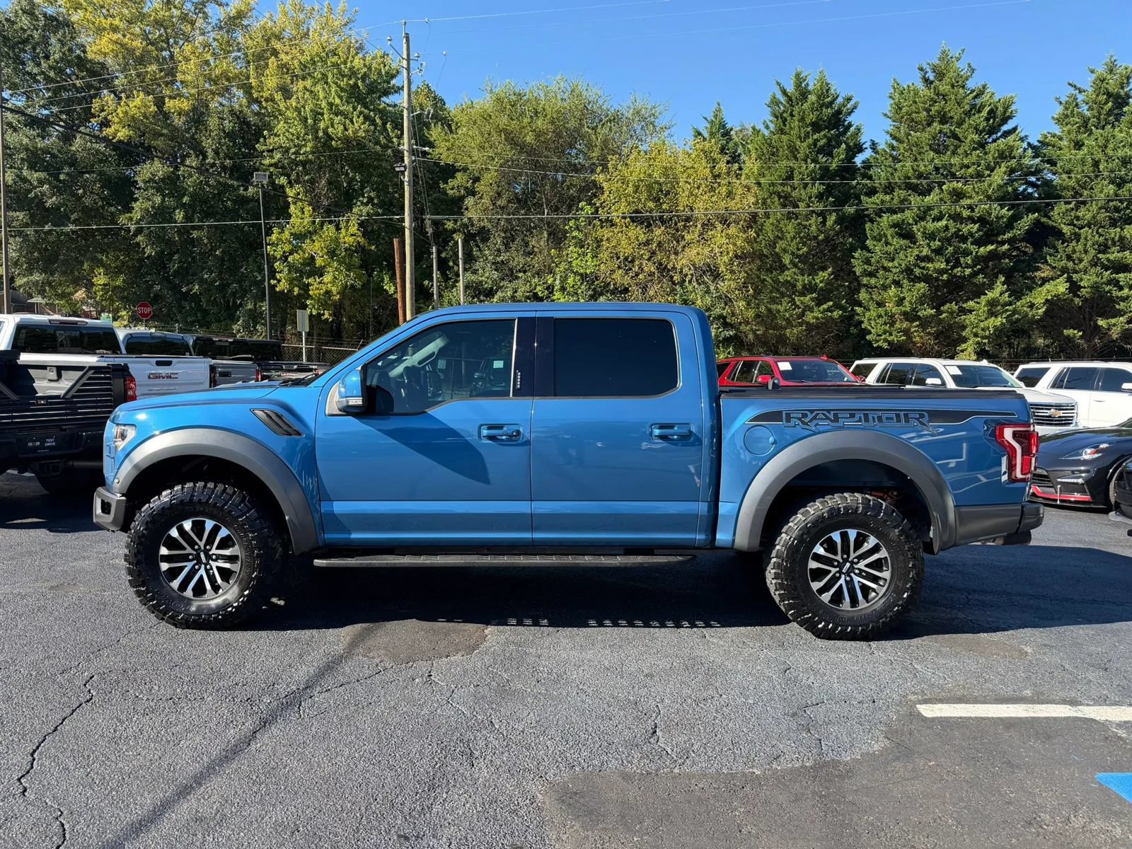 Used 2019 Ford F150 Raptor w/ Equipment Group 802A Luxury AWD/4WD image 6