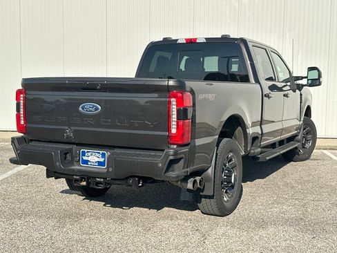 Used 2024 Ford F250 Lariat w/ Sport Appearance Package AWD/4WD image 7