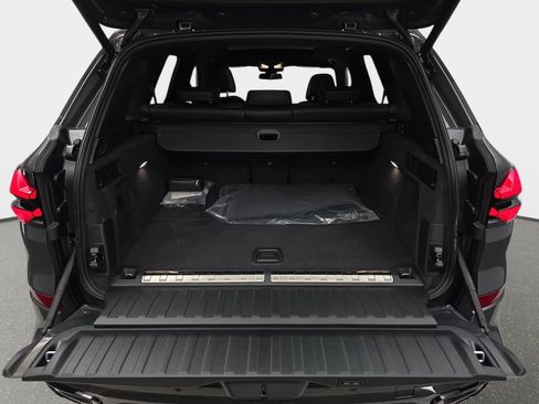 New 2026 BMW X5 xDrive50e w/ Executive Package image 12