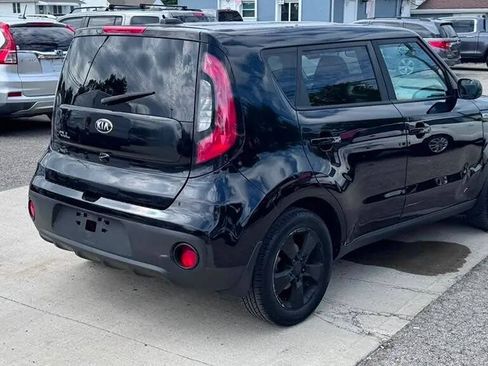 Used 2017 Kia Soul w/ Convenience Package FWD image 6