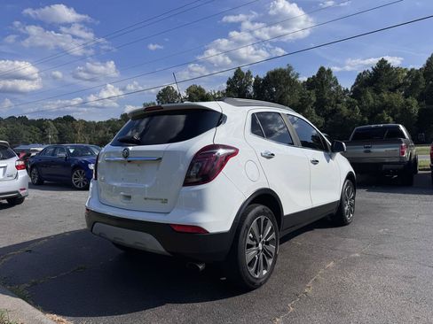 Used 2019 Buick Encore Essence AWD/4WD image 5