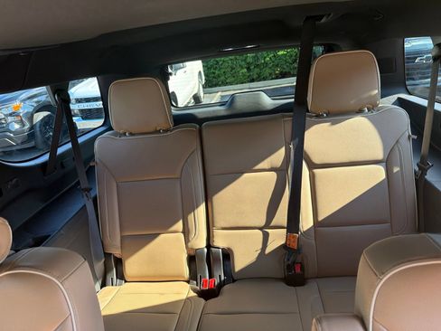 Used 2021 Chevrolet Suburban Premier w/ Max Trailering Package AWD/4WD image 34