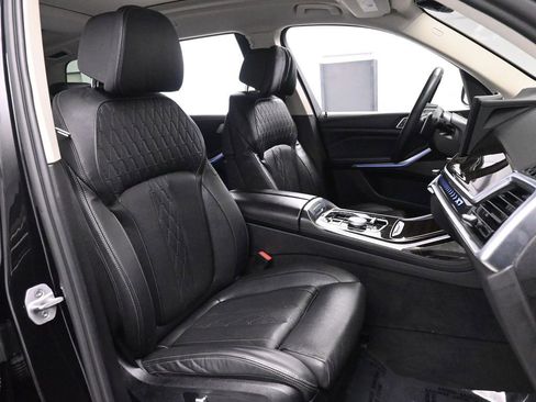 Used 2023 BMW X7 xDrive40i w/ Premium Package AWD/4WD image 28