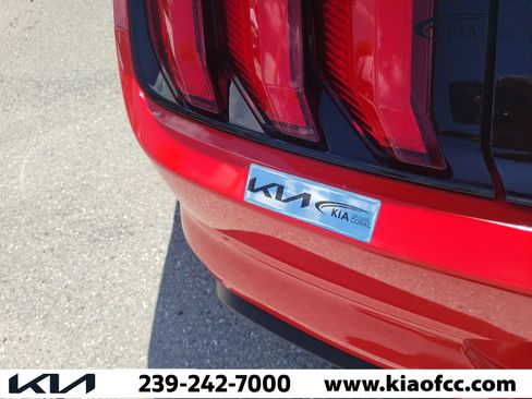 Used 2020 Ford Mustang GT Premium w/ Equipment Group 401A RWD image 10