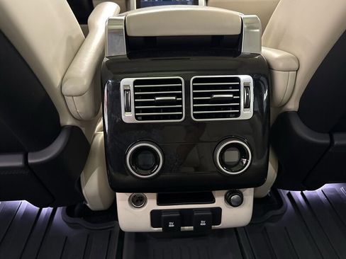Used 2020 Land Rover Range Rover HSE AWD/4WD image 24