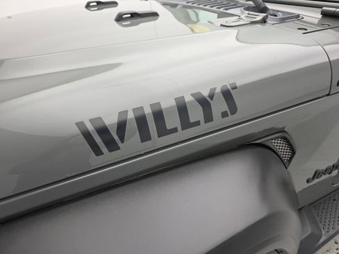 Used 2022 Jeep Wrangler Sport AWD/4WD image 47
