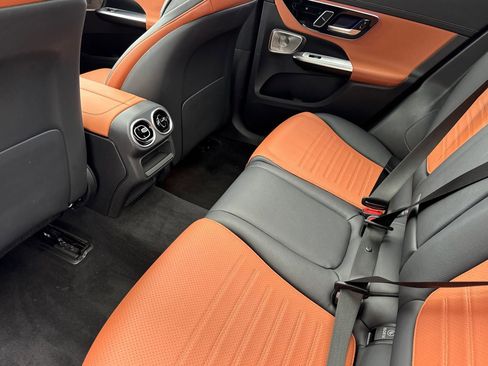 Certified 2023 Mercedes-Benz GLC 300 4MATIC image 27
