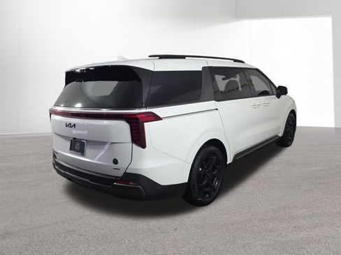Used 2025 Kia Carnival SX Prestige FWD image 13