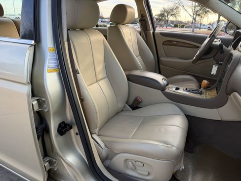 Used 2006 Jaguar S-TYPE 3.0 image 10