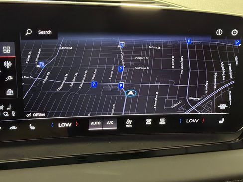 Certified 2025 Audi Q6 e-tron Premium w/ Convenience Package image 18