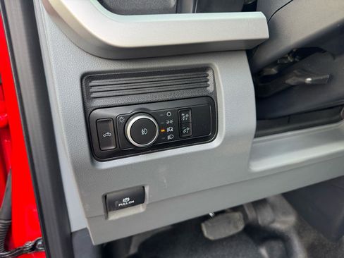 Used 2023 Ford F350 XLT w/ 360-Degree Camera Package AWD/4WD image 17