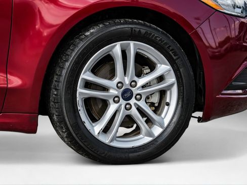 Used 2018 Ford Fusion SE w/ Fusion SE Technology Package image 52