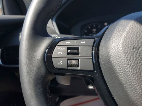 Certified 2025 Acura ADX Base image 22