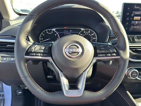 New 2025 Nissan Altima 2.5 SR w/ SR Premium Package image 17