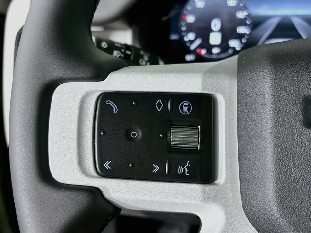 New 2026 Land Rover Defender 110 S AWD/4WD image 10