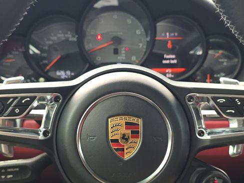 Used 2017 Porsche 911 Carrera 4S AWD/4WD image 23