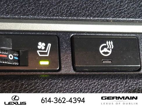 Used 2013 Lexus ES 300h w/ Luxury Pkg FWD image 33