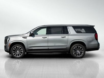 New 2026 GMC Yukon XL Denali w/ Sun & Power Step Package