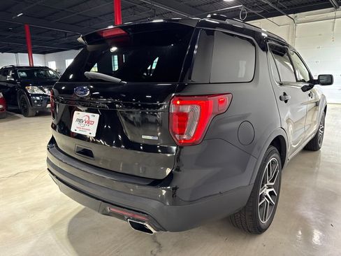 Used 2017 Ford Explorer Sport w/ Equipment Group 401A AWD/4WD image 7