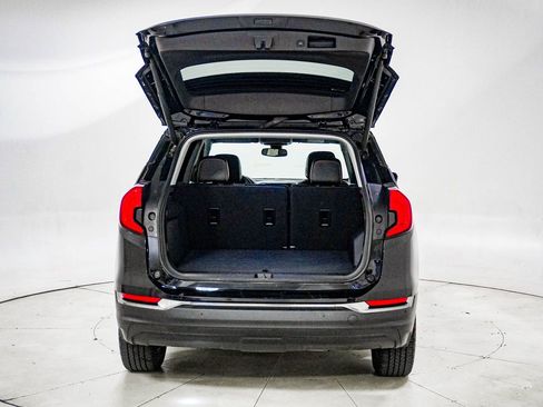 Used 2024 GMC Terrain AT4 w/ Infotainment Package II image 7