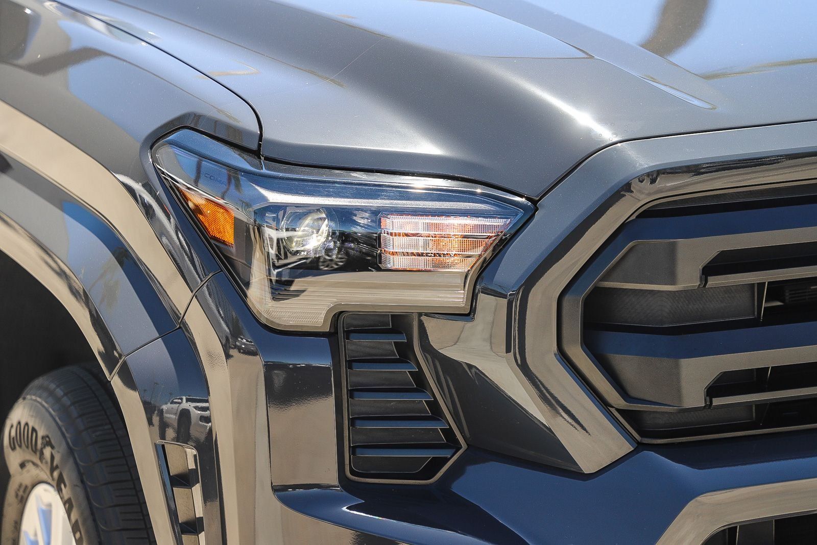 Certified 2025 Toyota Tacoma SR5 RWD image 4