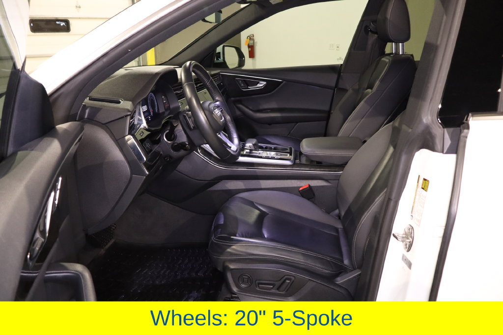 Used 2019 Audi Q8 Premium w/ Convenience Package AWD/4WD image 30