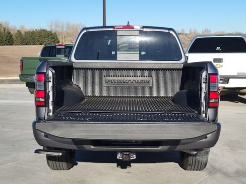 New 2026 Nissan Frontier SV image 10