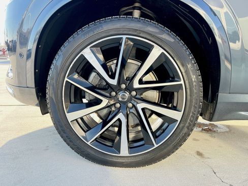 Certified 2023 Volvo XC90 B6 Plus w/ Protection Package Premier image 12