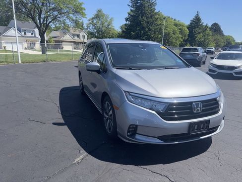 Used 2023 Honda Odyssey Touring image 4