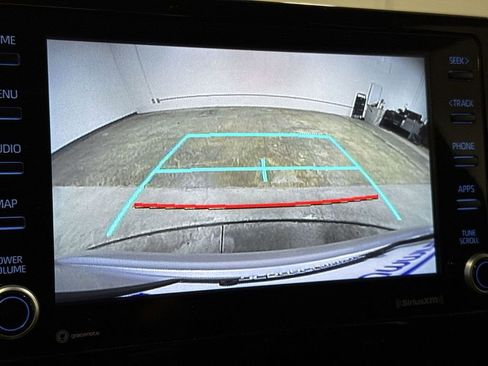 Used 2022 Toyota Corolla LE image 15